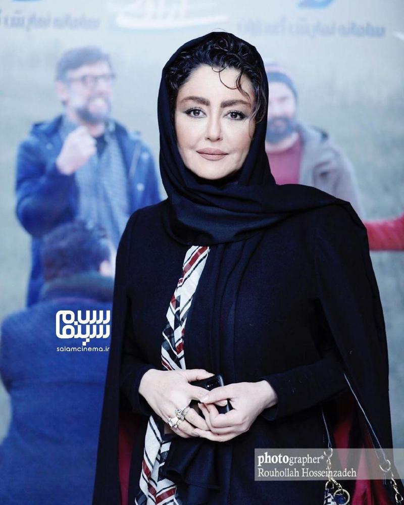 شقایق فراهانی در اکران مردمی فیلم «جهان با من برقص» در سینما آزادی